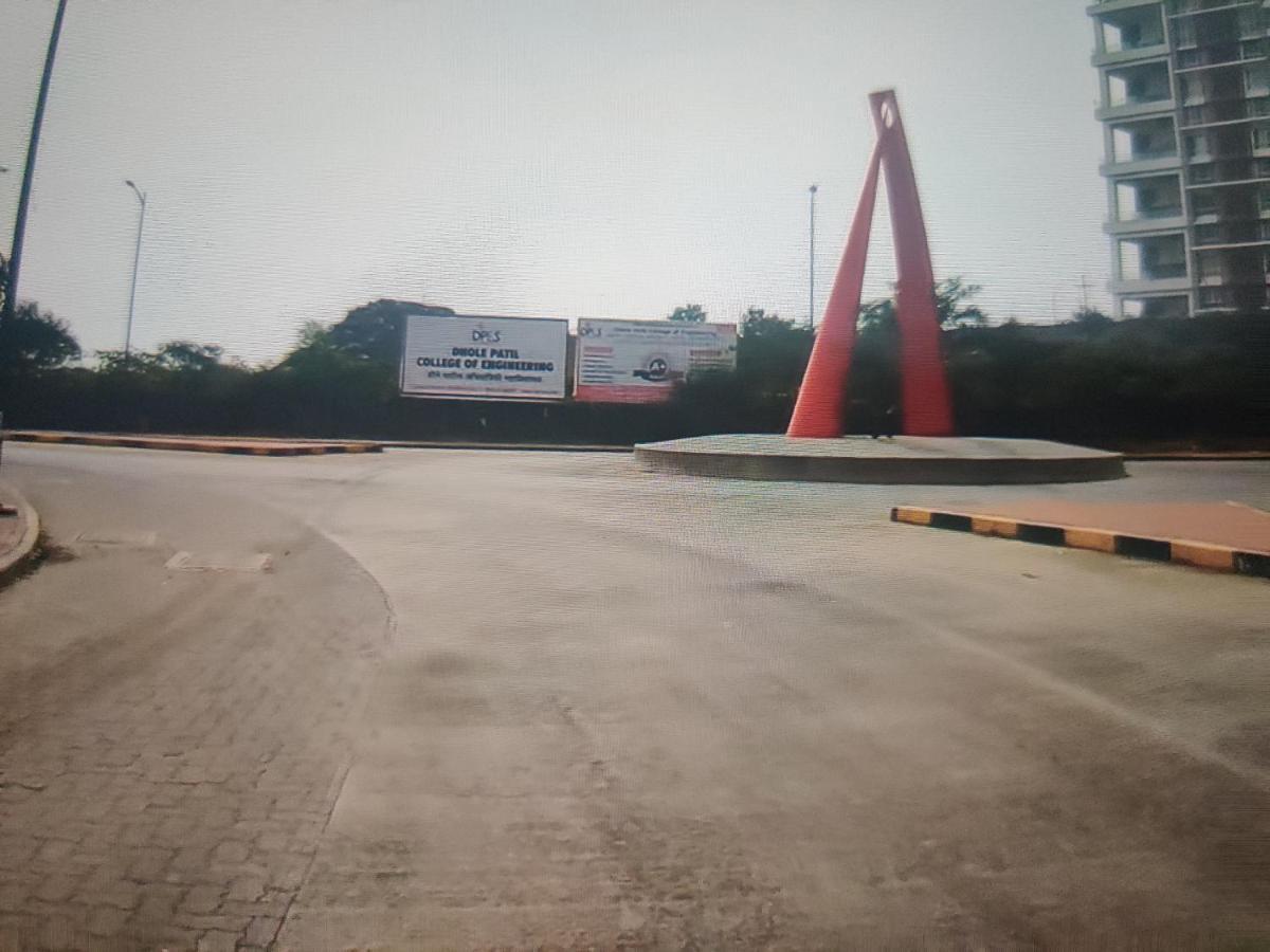 Pune Airport Eon Barclays Kharadi Luxe15 Suites Work Desks Zewnętrze zdjęcie